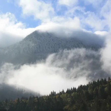 랜드러스트 이슐 3*